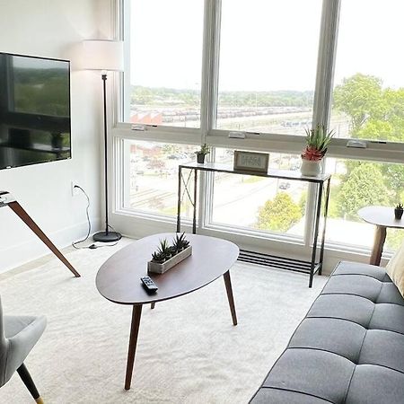 Studio Apartment, Queen Bed, Wifi, Kitchen, Washer & Dryer In Charlotte Luaran gambar
