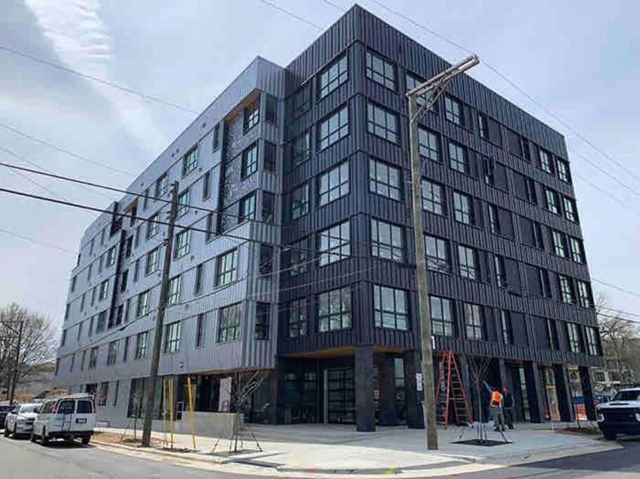 Studio Apartment, Queen Bed, Wifi, Kitchen, Washer & Dryer In Charlotte Luaran gambar